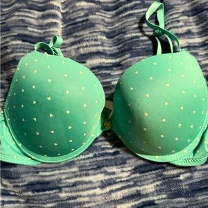 ❣️❄️Jessica Simpson Aqua Bra with Cream Accents